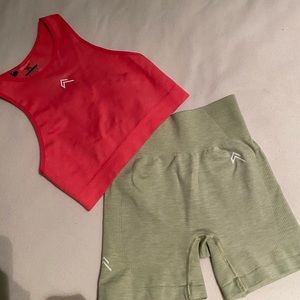 ONERACTIVE set || crop tank & shorts